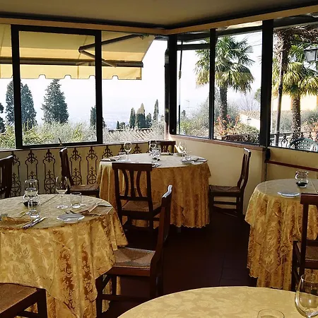 Aurora Hotel 4*