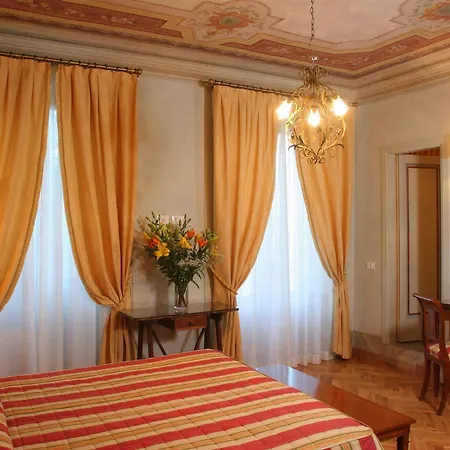Hotel Aurora