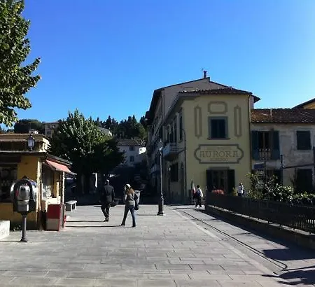 Aurora Hotel